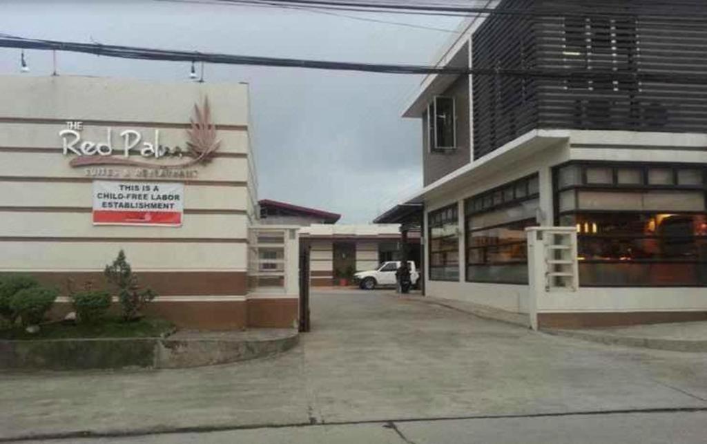 The Red Palm Suites And Restaurant Butuan City Eksteriør bilde