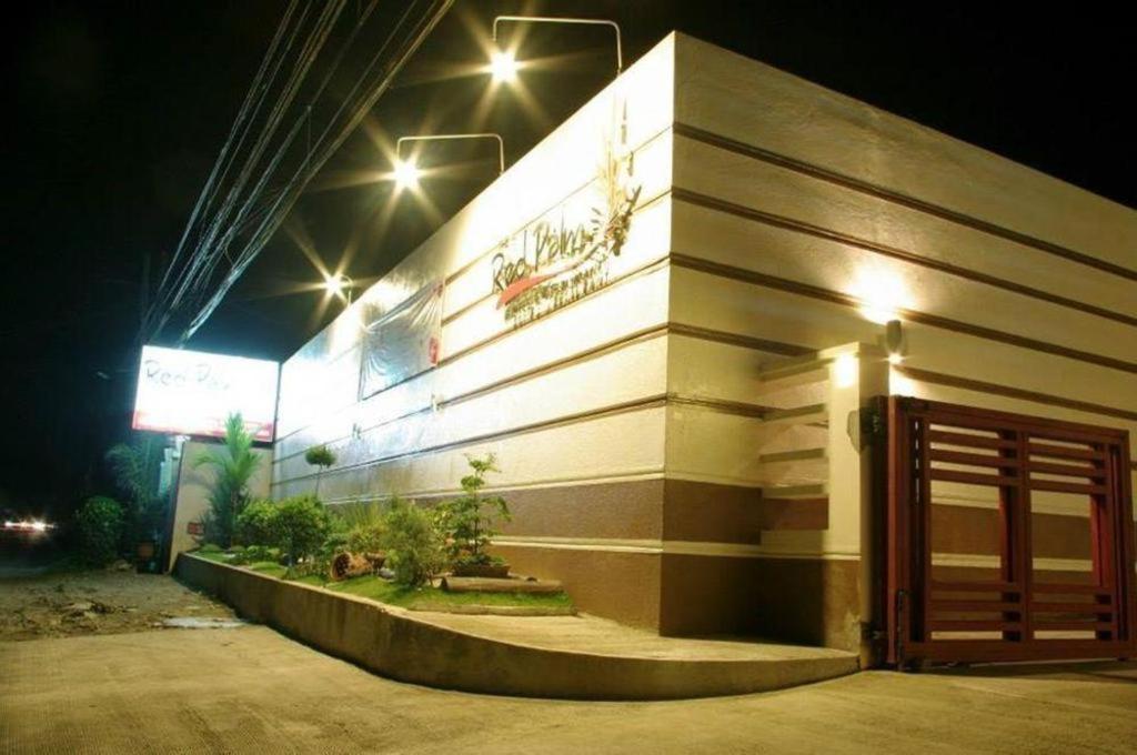 The Red Palm Suites And Restaurant Butuan City Eksteriør bilde